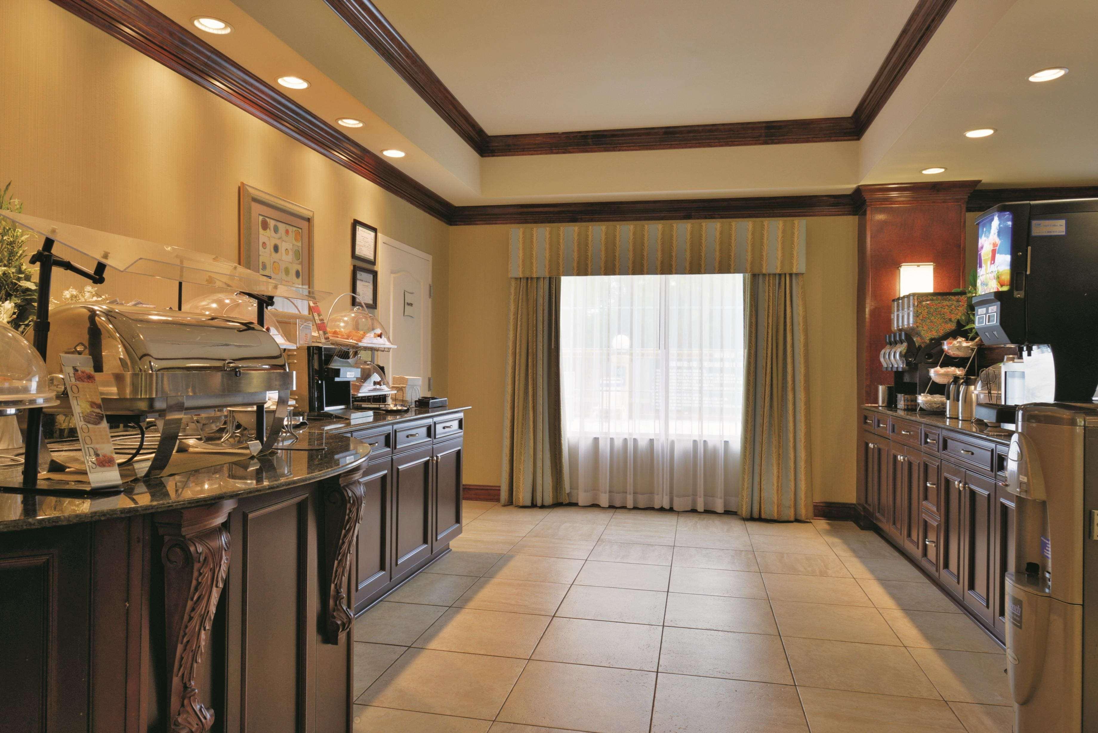 La Quinta By Wyndham Savannah Airport - Pooler Exterior foto